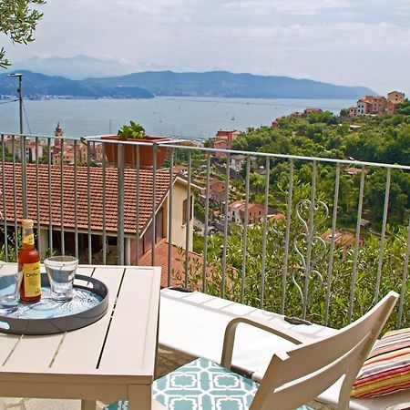 La Terrazza Con L'Ulivo - Guesthouse Con Terrazza E Vista Sul Golfo Dei Poeti La Spezia Extérieur photo