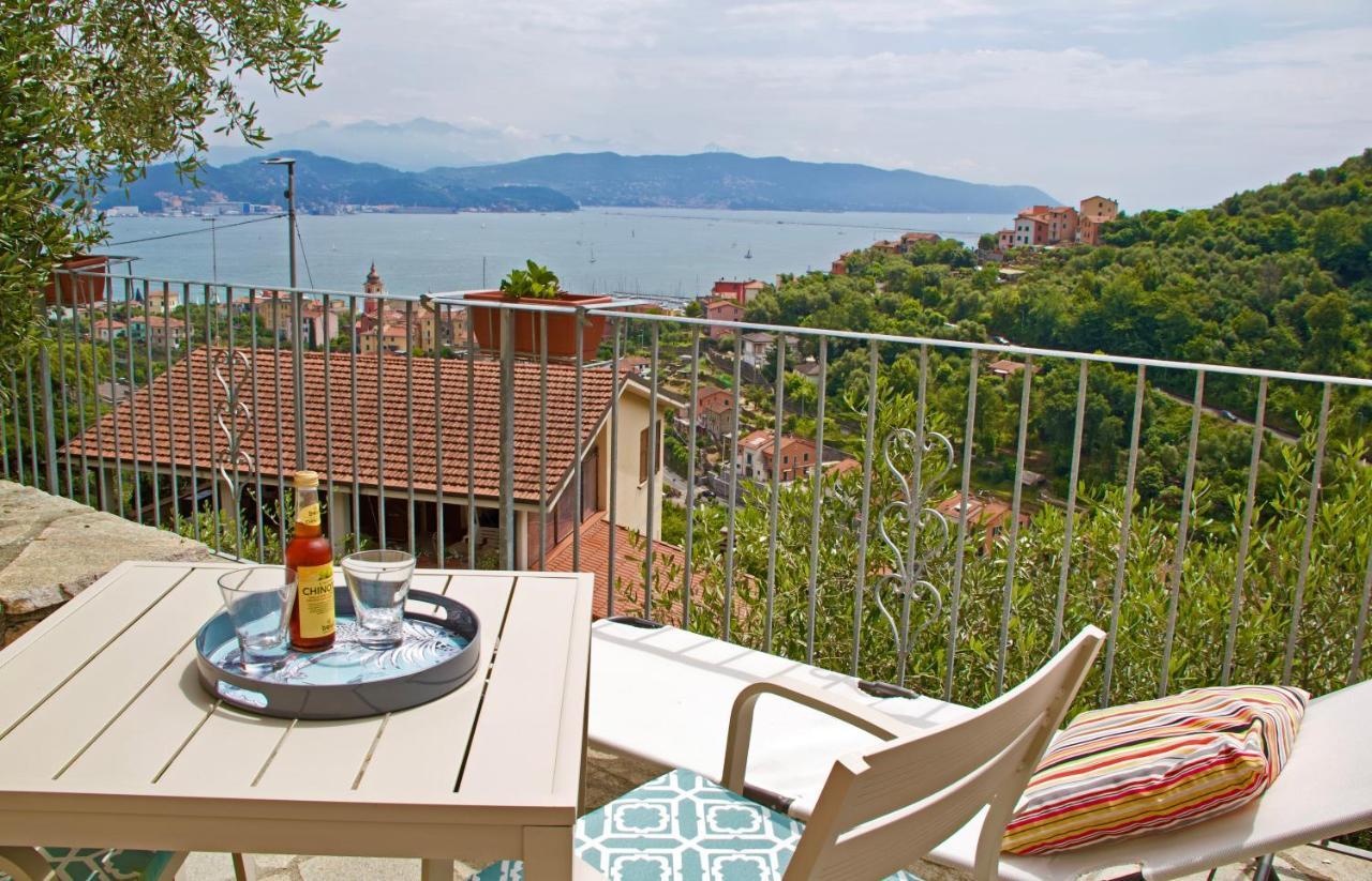La Terrazza Con L'Ulivo - Guesthouse Con Terrazza E Vista Sul Golfo Dei Poeti La Spezia Extérieur photo