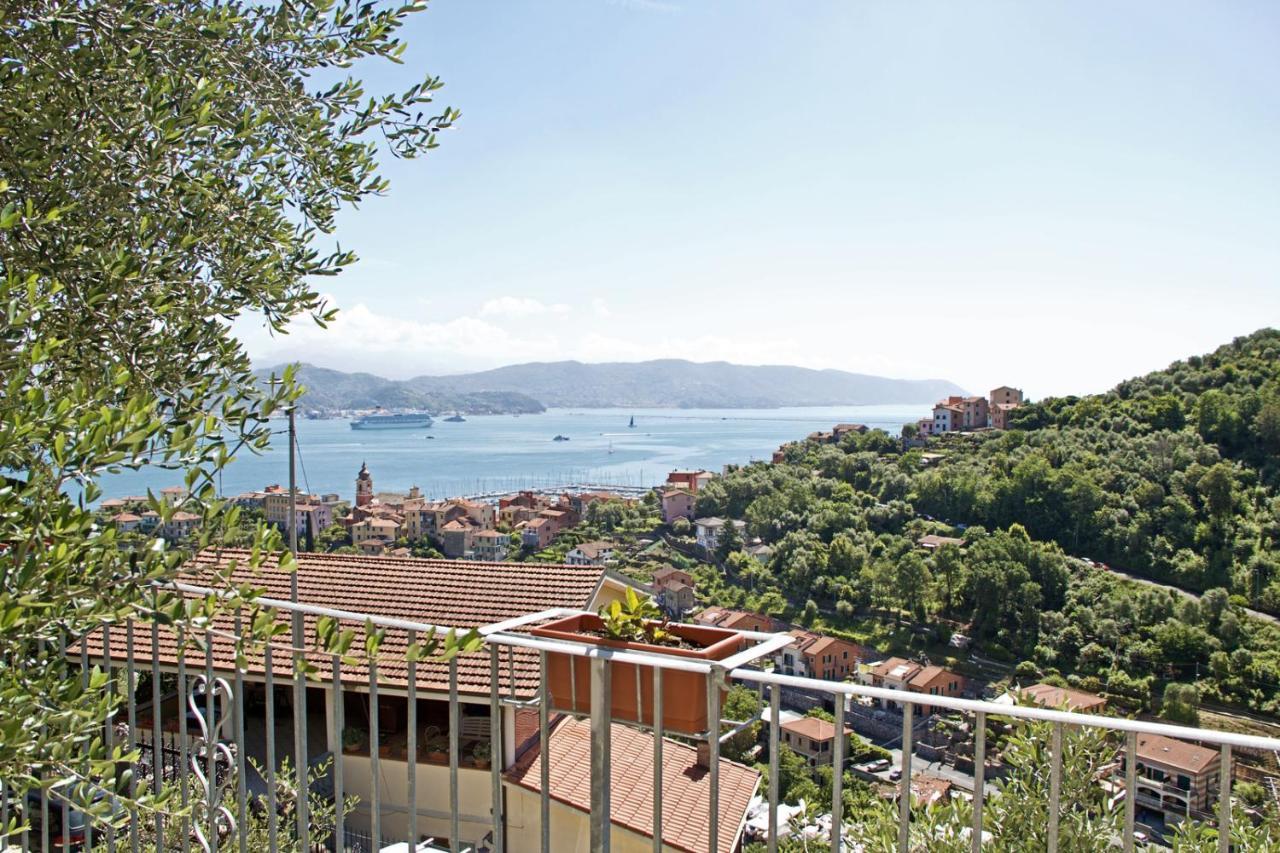 La Terrazza Con L'Ulivo - Guesthouse Con Terrazza E Vista Sul Golfo Dei Poeti La Spezia Extérieur photo